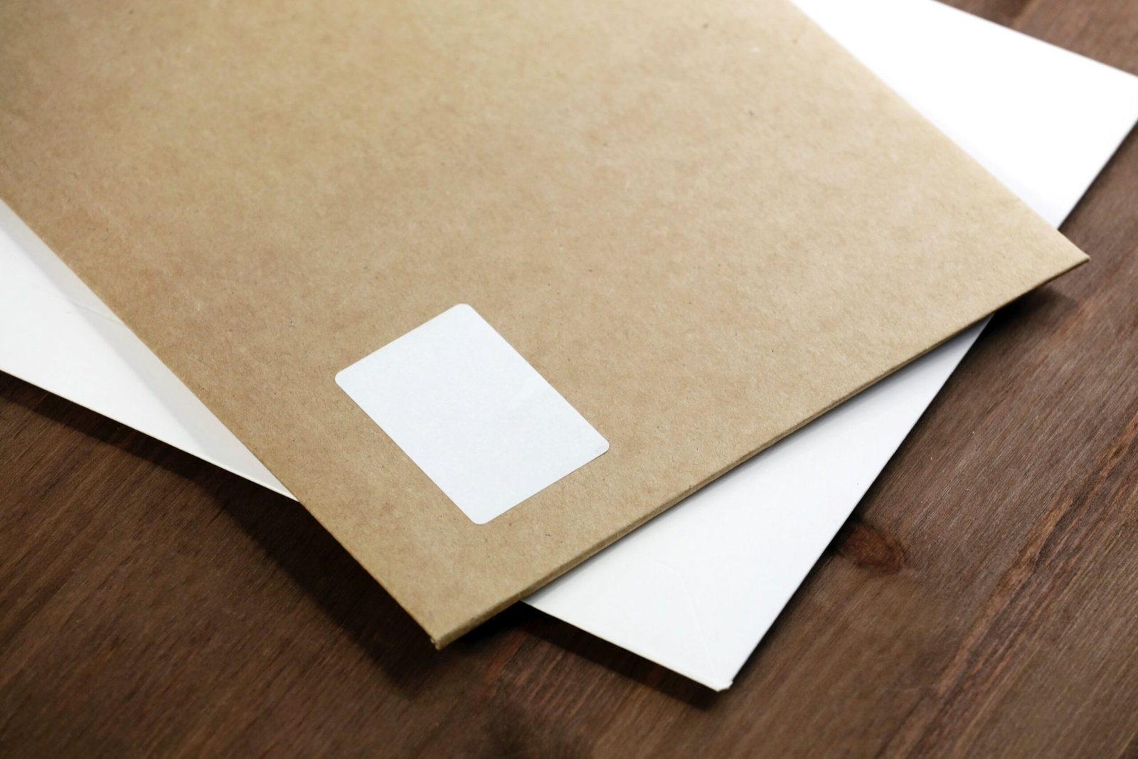 What Should You Write on an Envelope for an Invitation to Graduation?